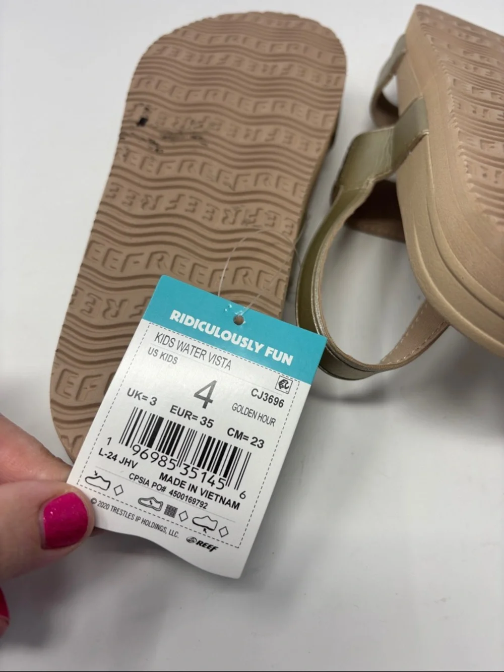 New Reef | kids 4 Metallic Tan Slingback Sandals golden hour